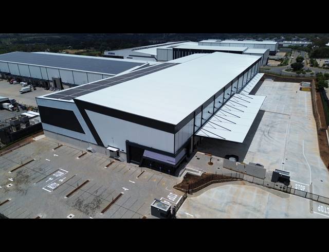 12,675M² WAREHOUSE TO LET IN LINBRO PARK